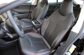 特斯拉Model S（進(jìn)口版）海外試駕 空間設(shè)計(jì)與駕乘體驗(yàn)詳解